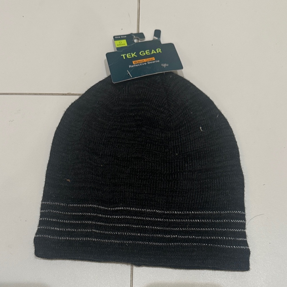 Tek Gear Black Beanie reflective NWT